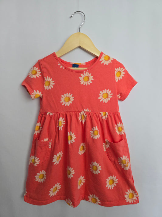 Old Navy Coral Daisy Dress • 3 years