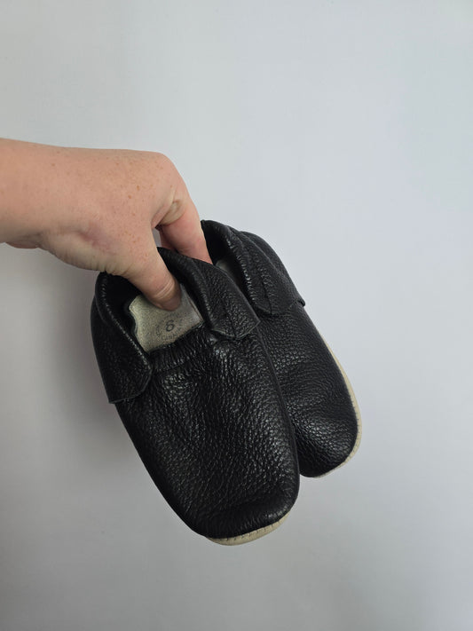 Minimoc Black • 8C