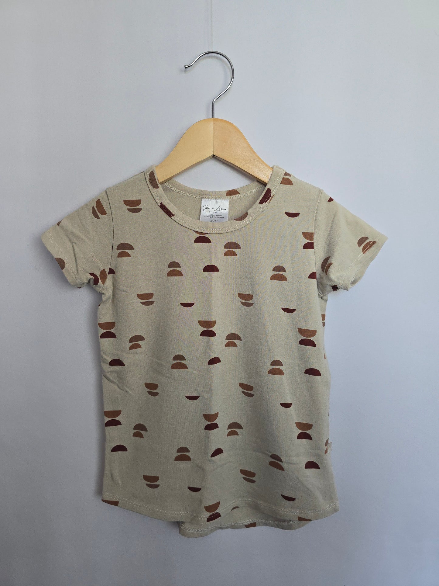 Jax & Lennon Half Moons Basic Tee • 2-3 years