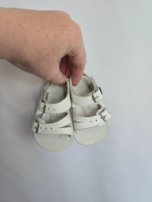 Salt Water Sea Wees Sandals • 1C