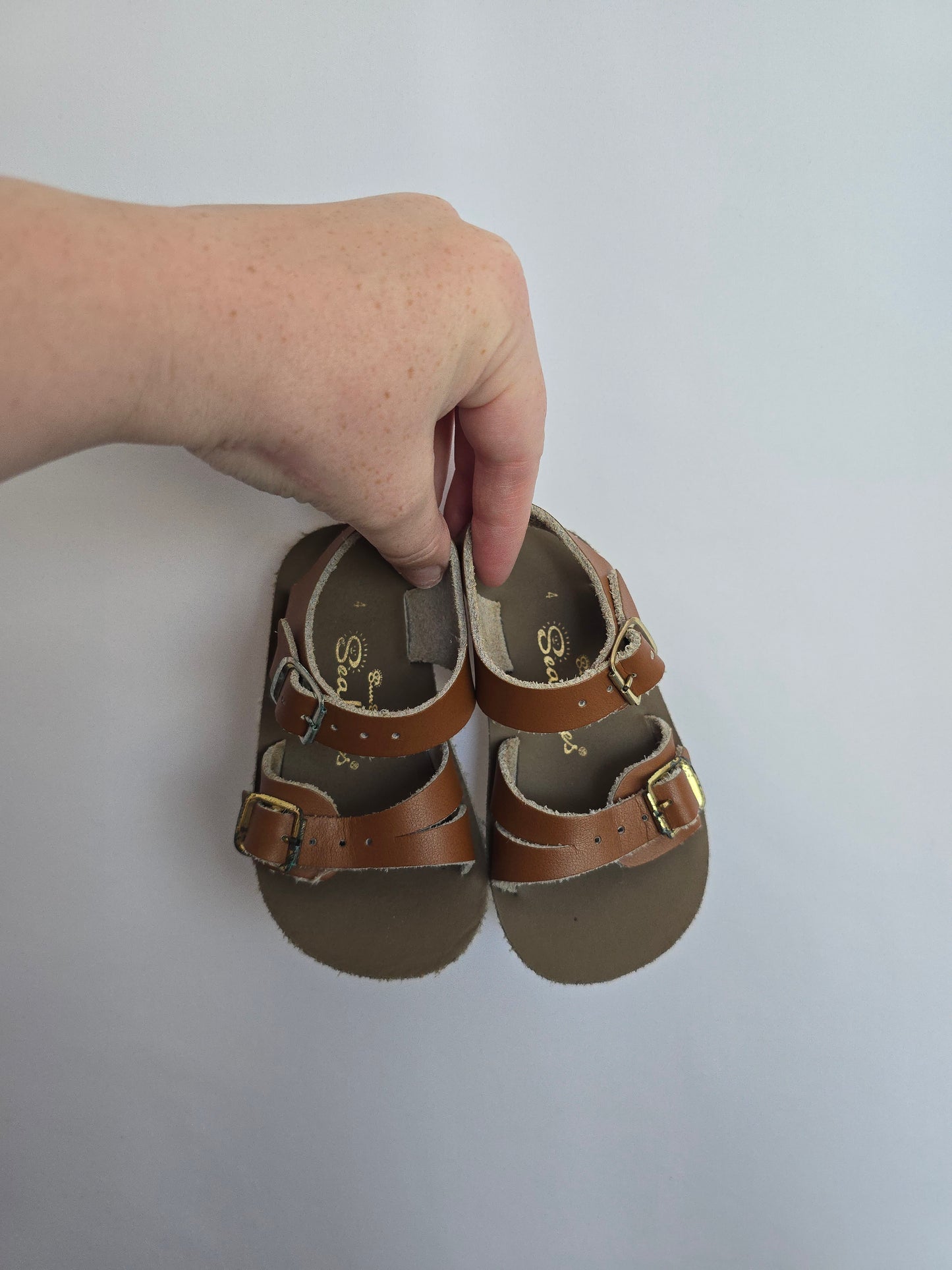 Salt Water Brown Sea Weeze • 4C