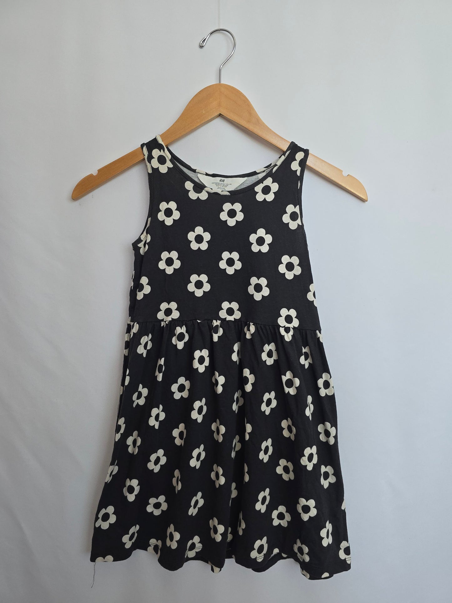 H&M Black & White Large Daisy Tank Dress • 6-8 years