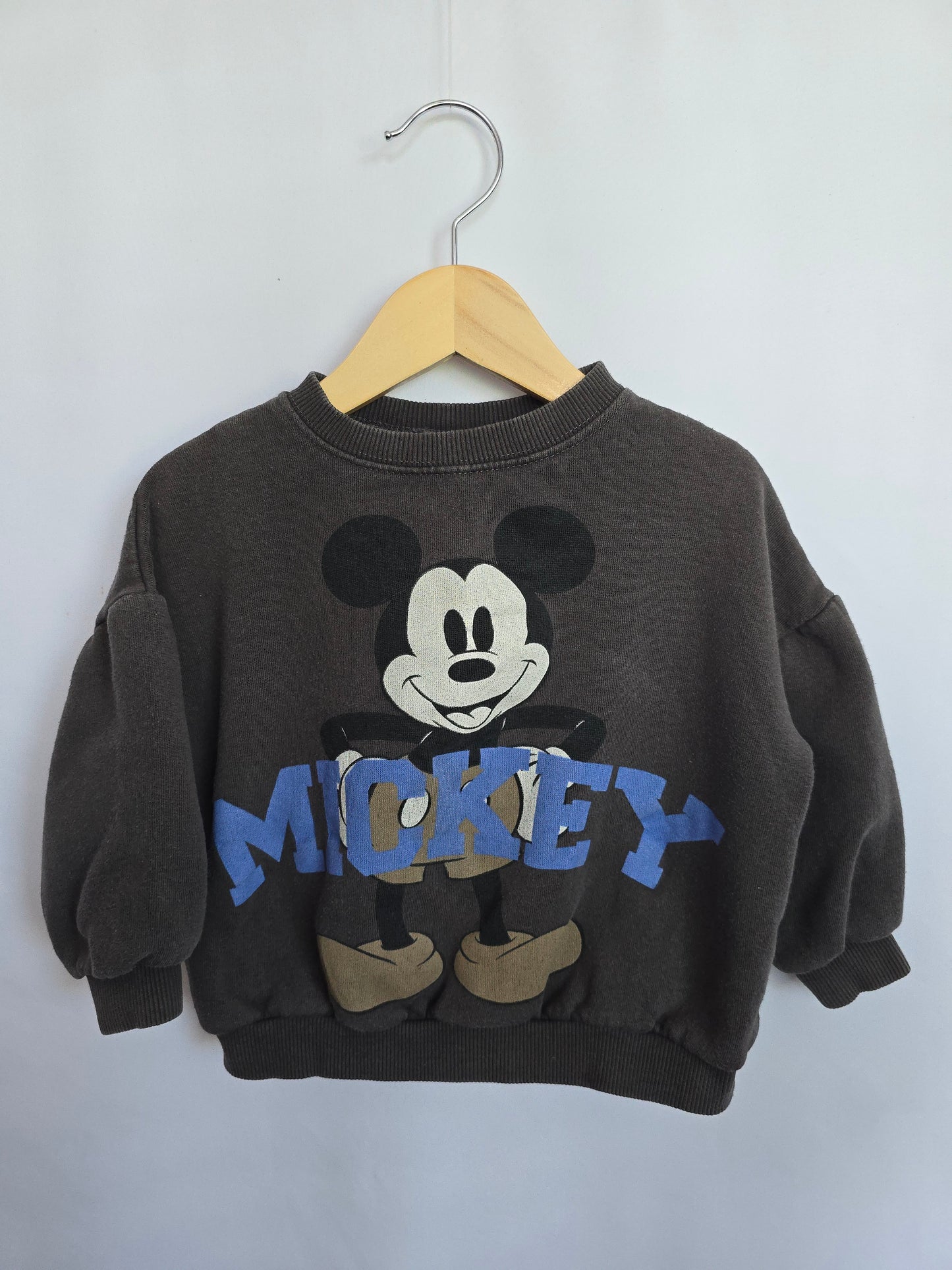Zara Mickey Graphic Crew • 3 years