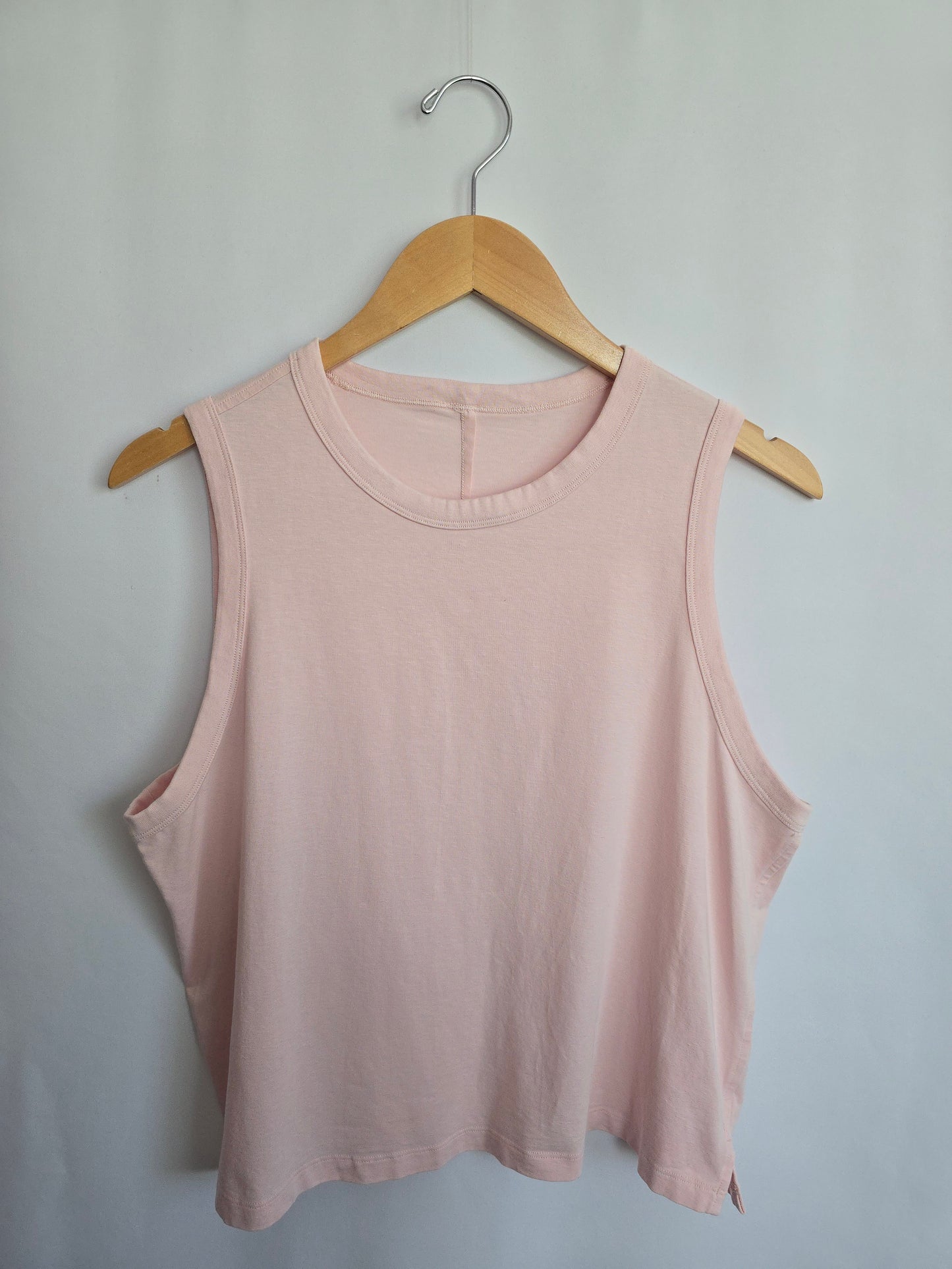 Lululemon Strawberry Milkshake Classic Fit Tank • X-Large 12-14