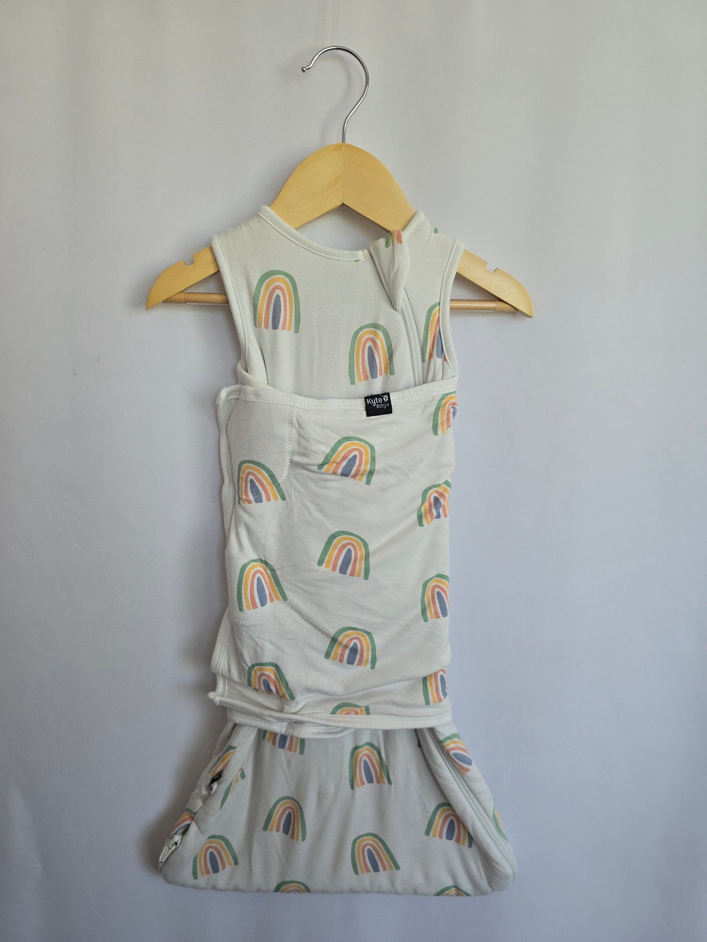 Kyte Wasabi Rainbow 1.0 tog Sleepsack Swaddle  • XS Newborn