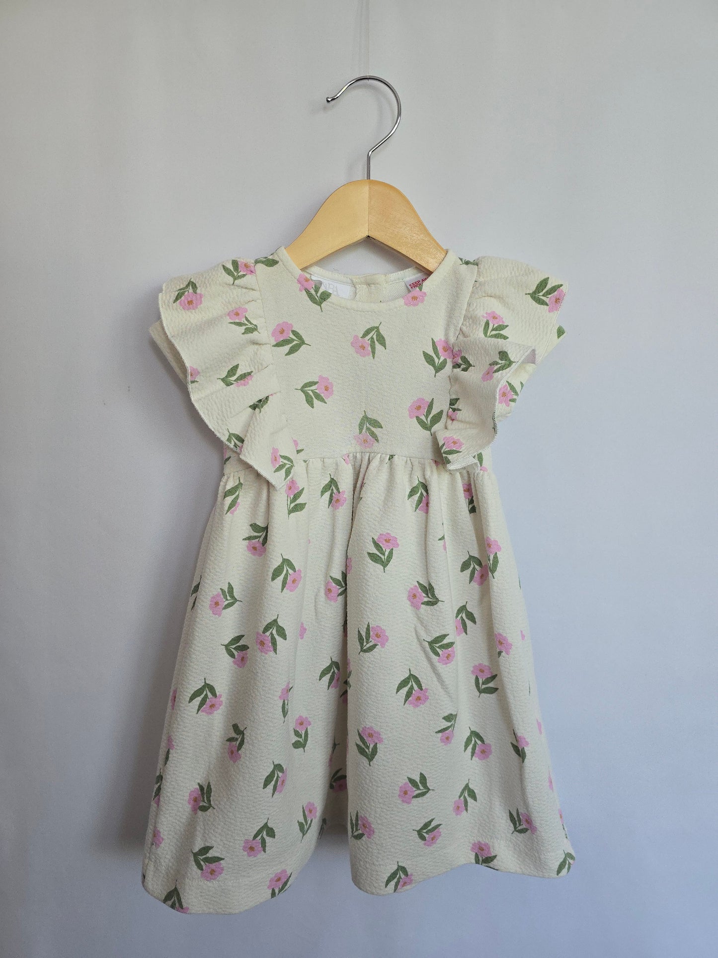 Zara Pink Flower Dress *stain* • 2-3 years