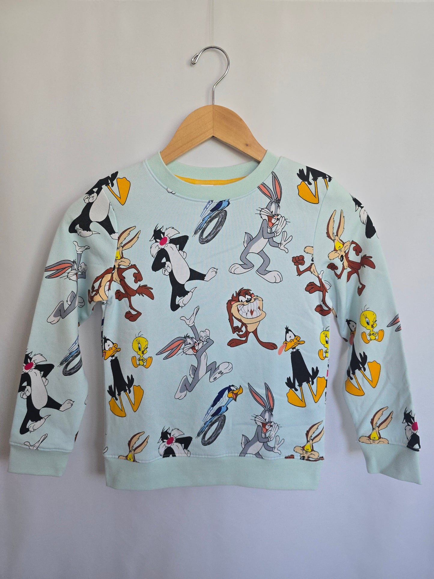 NEW H&M Looney Tunes Crewneck • 6-8 years