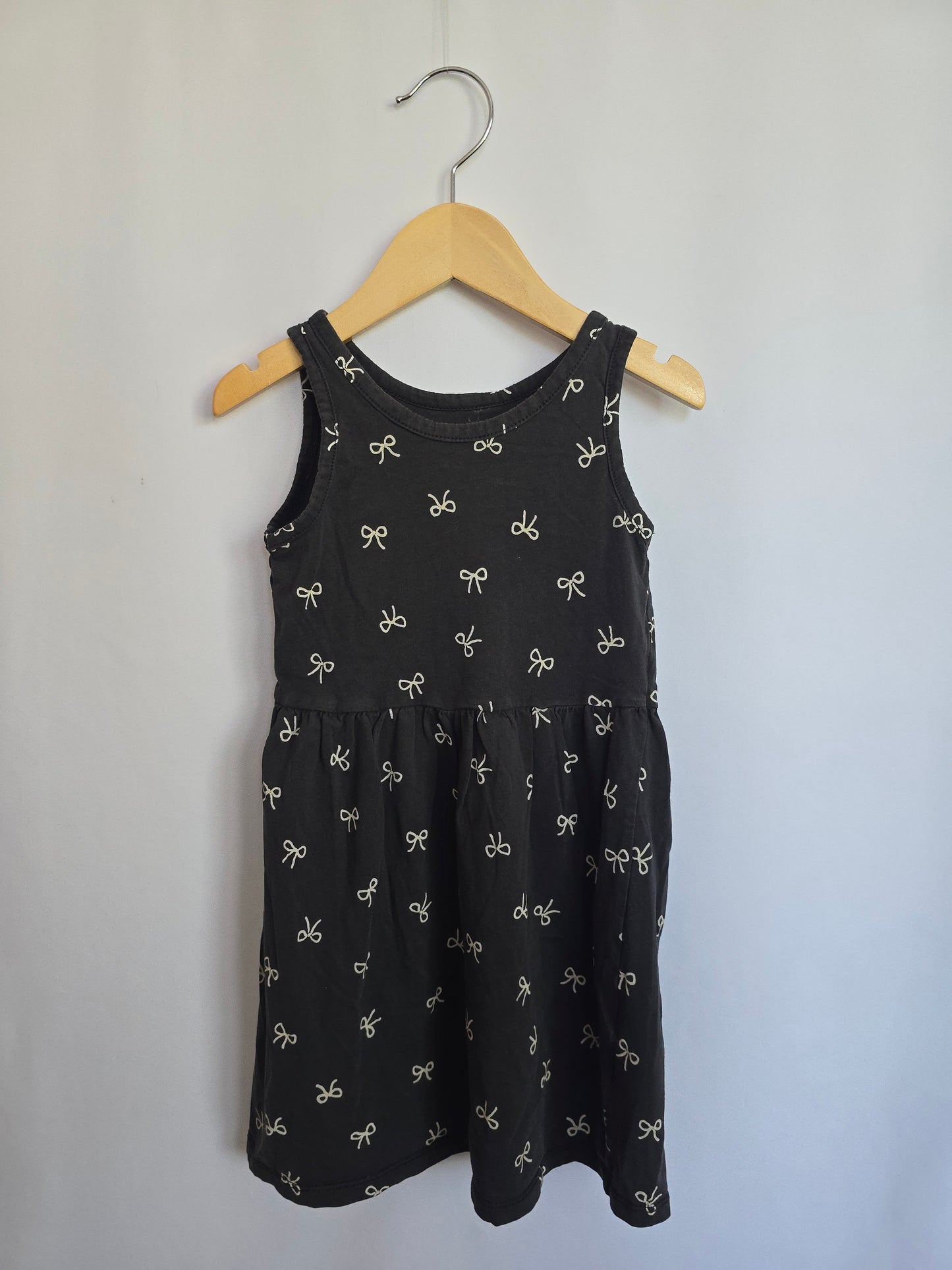 H&M Black Bows Tank Dress • 4-6 years