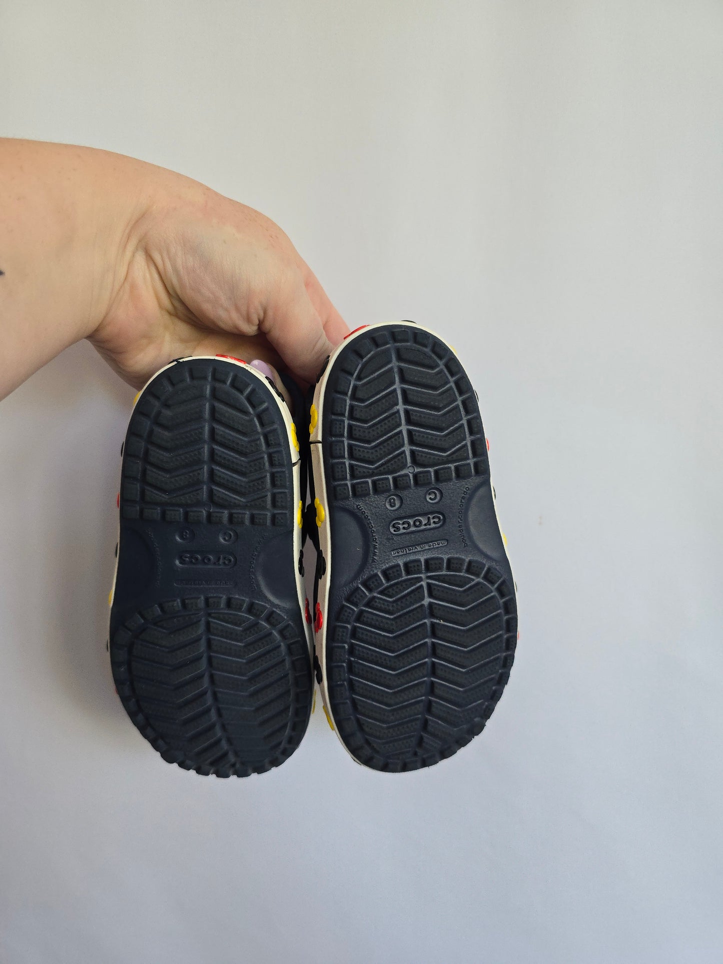 Crocs Mickey Sandals • 8C