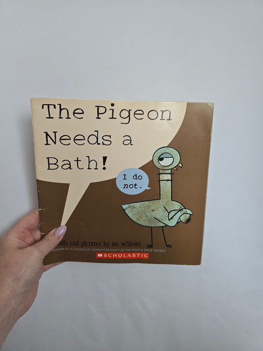 The Pigeon Needs a Bath • Softcover Book