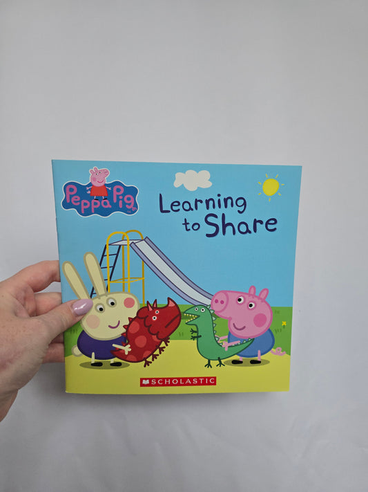 Peppa Pig Learning To Share • Softcover Book