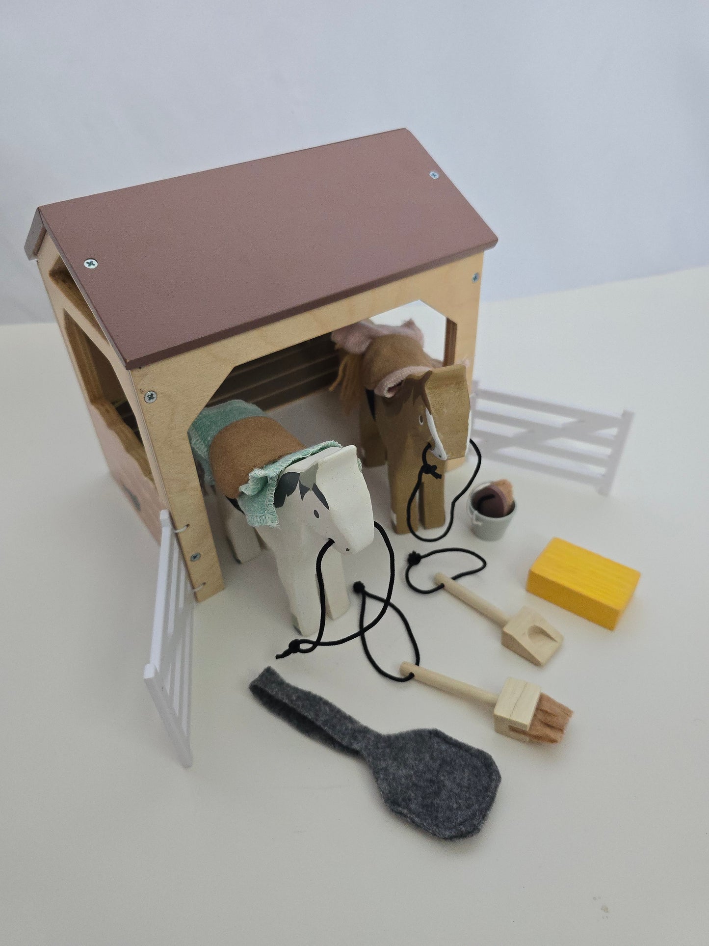 Tender Leaf Toys The Stables Set