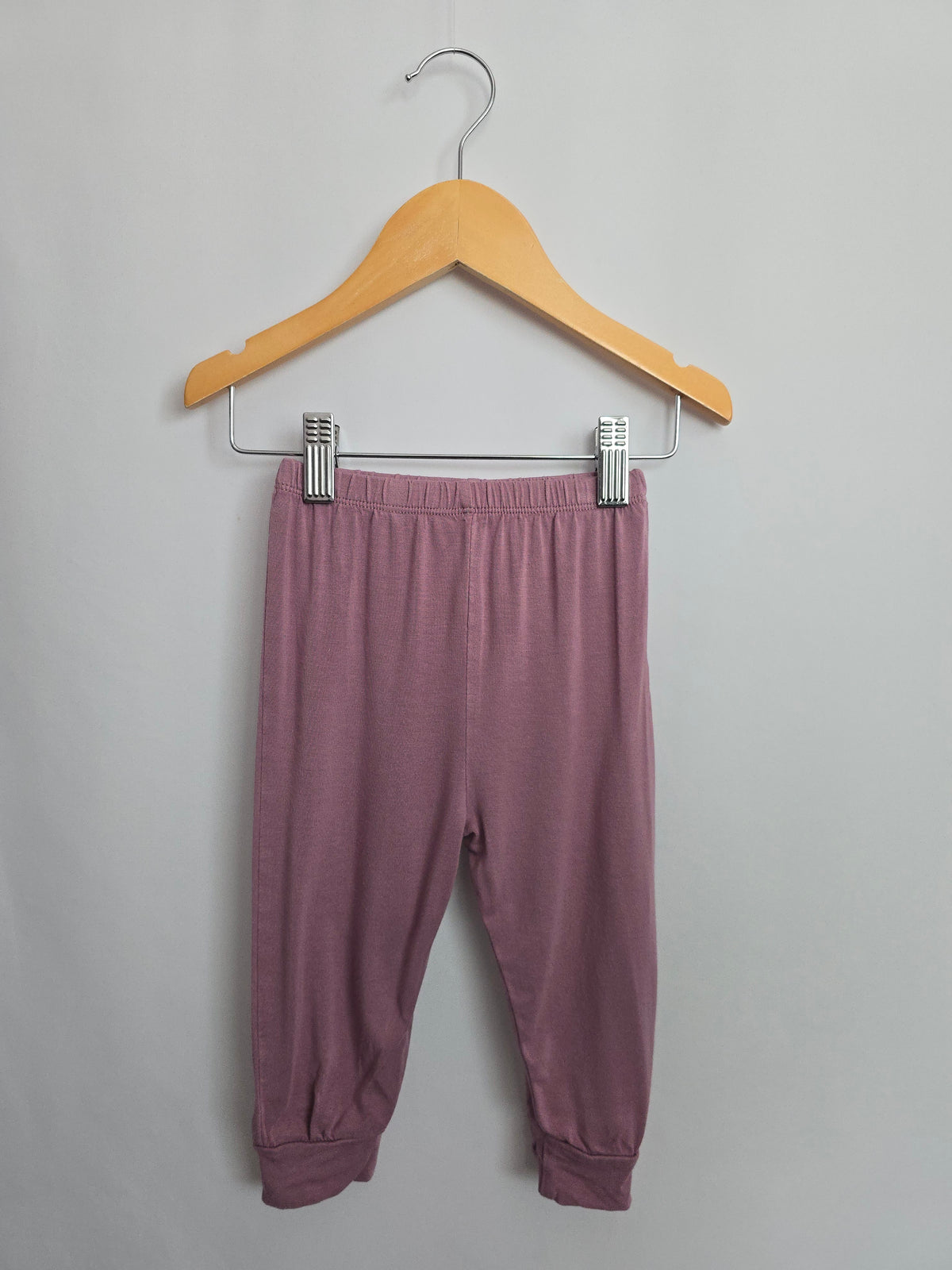 Kyte Plum Joggers • 6-12 months