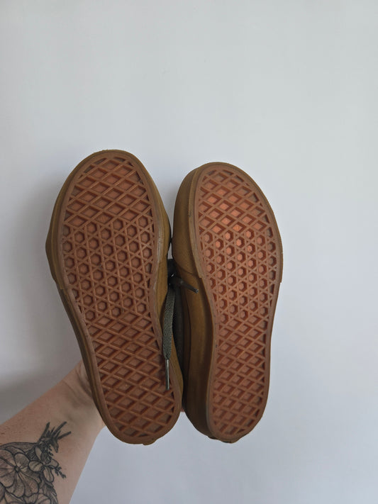 Vans Sk8 Hightops Olive • J1