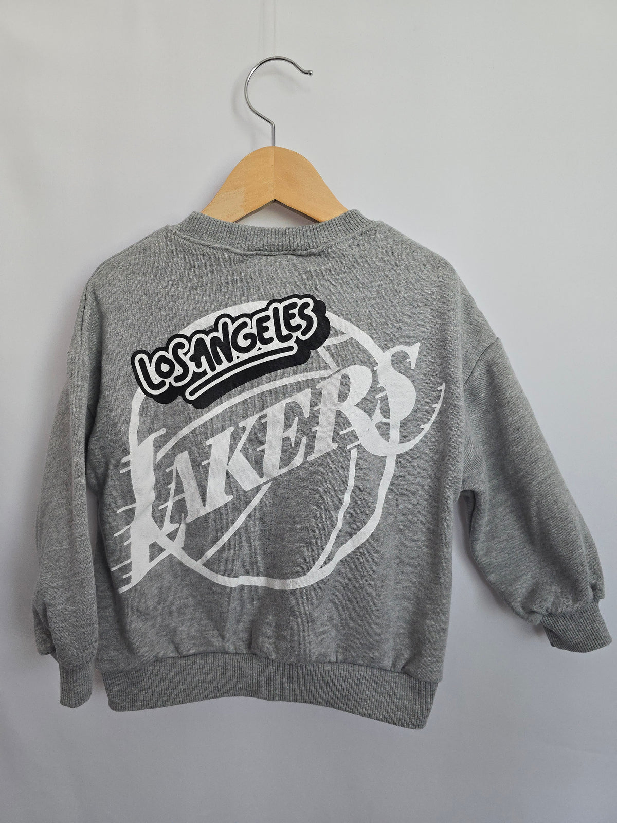 Zara NBA Lakers Crewneck • 4 years
