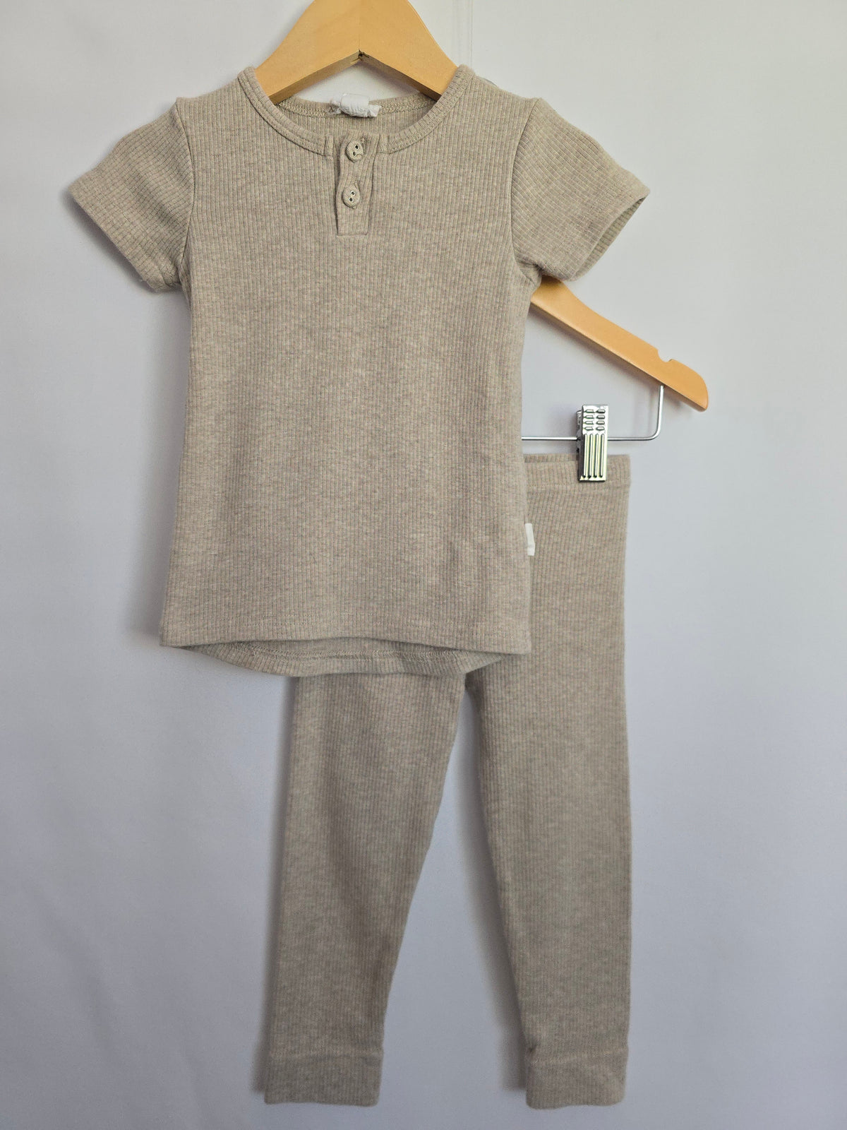 Jamie Kay Taupe Ribbed Set • 2 years