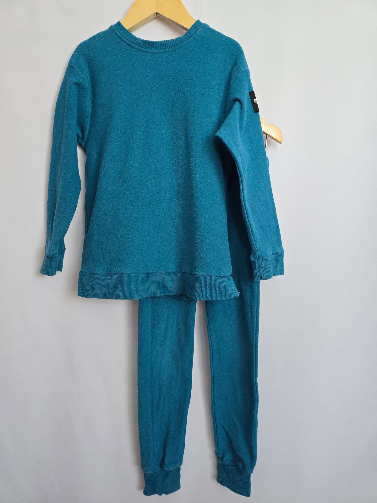 Rowe Apparel Marine Blue Crewneck & Jogger Set • 3-4 years