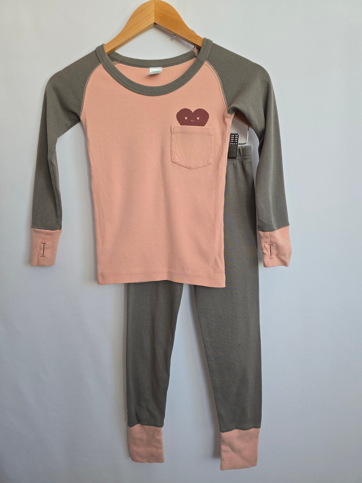 Peekaboo Beans Peach/Grey Pajama Set • 6 years