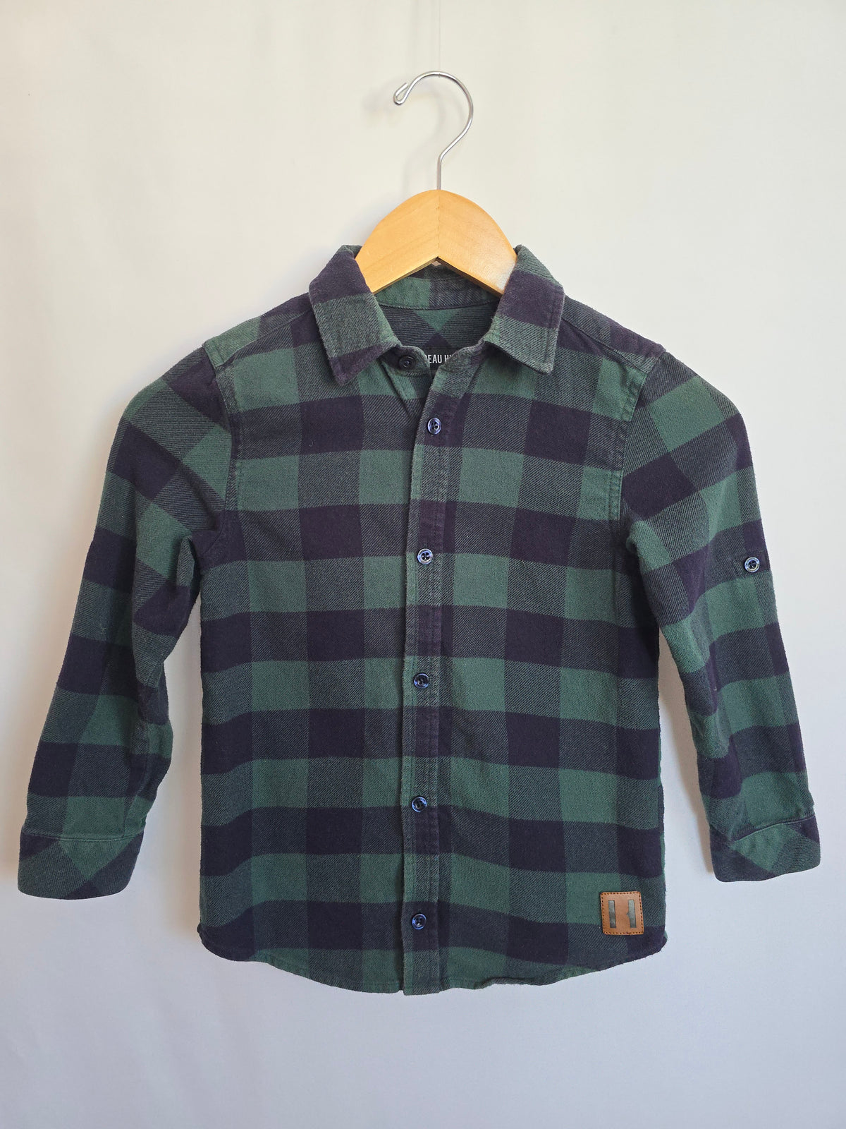 Beau Hudson Plaid Button Up Shirt • 6 years