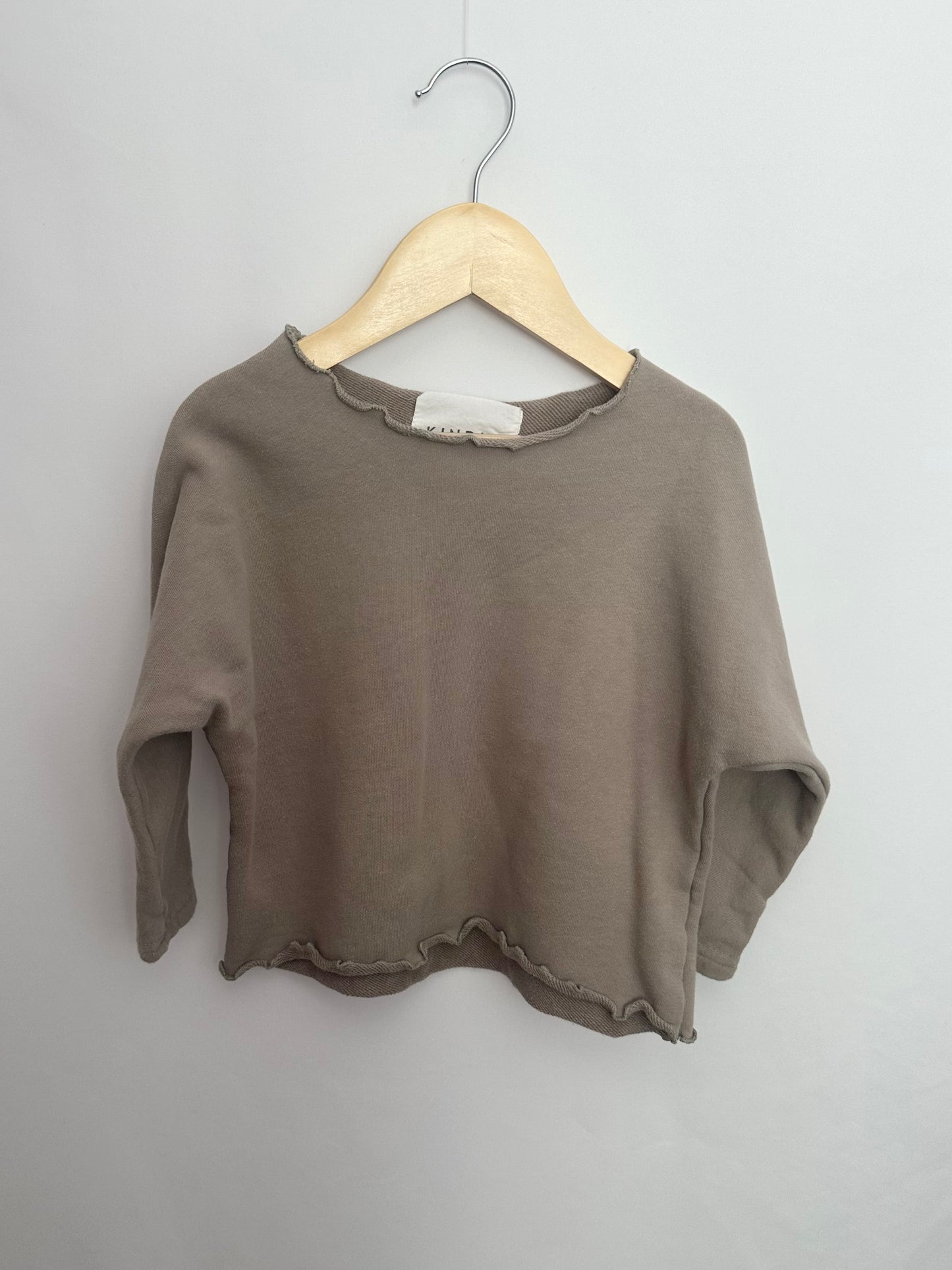 Kindly Lettuce Hem Grey Crewneck • 4 years