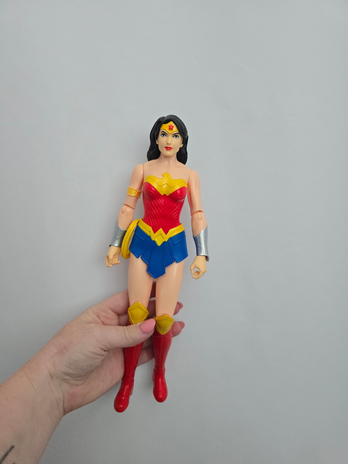 Wonder Woman Action Figure - DC Comics
