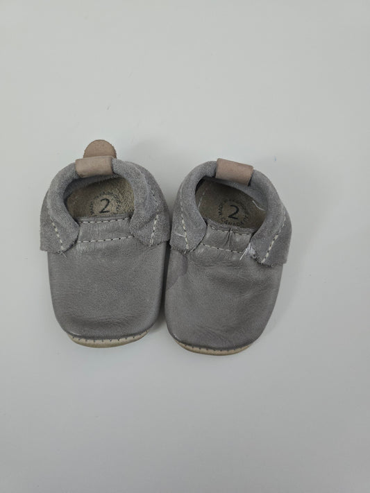 PLAY HeyFolks Grey Soft Sole Shoes • 2C