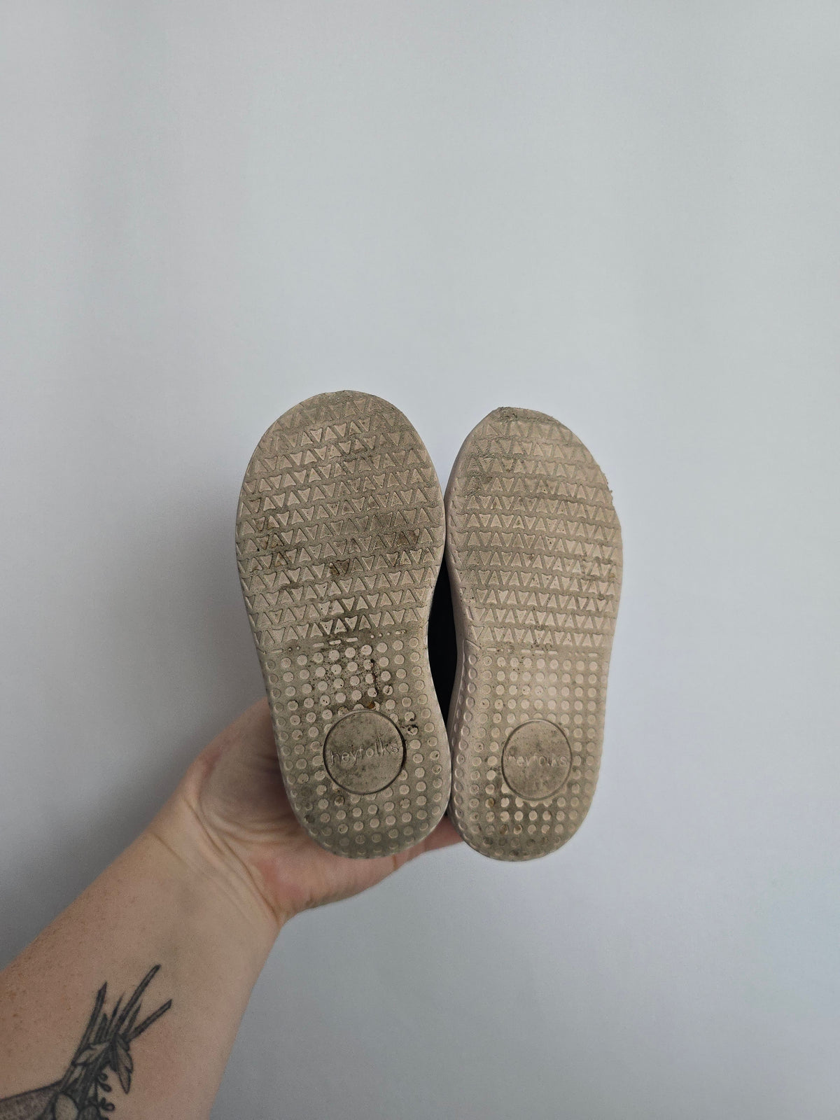 HeyFolks Black Voyageurs • 6C