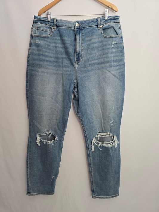 American Eagle Distressed Mom Jean • XX-Large 20