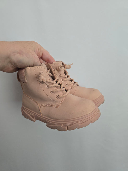 Zara Pink Spiral Lace Combat Boots • 8.5C