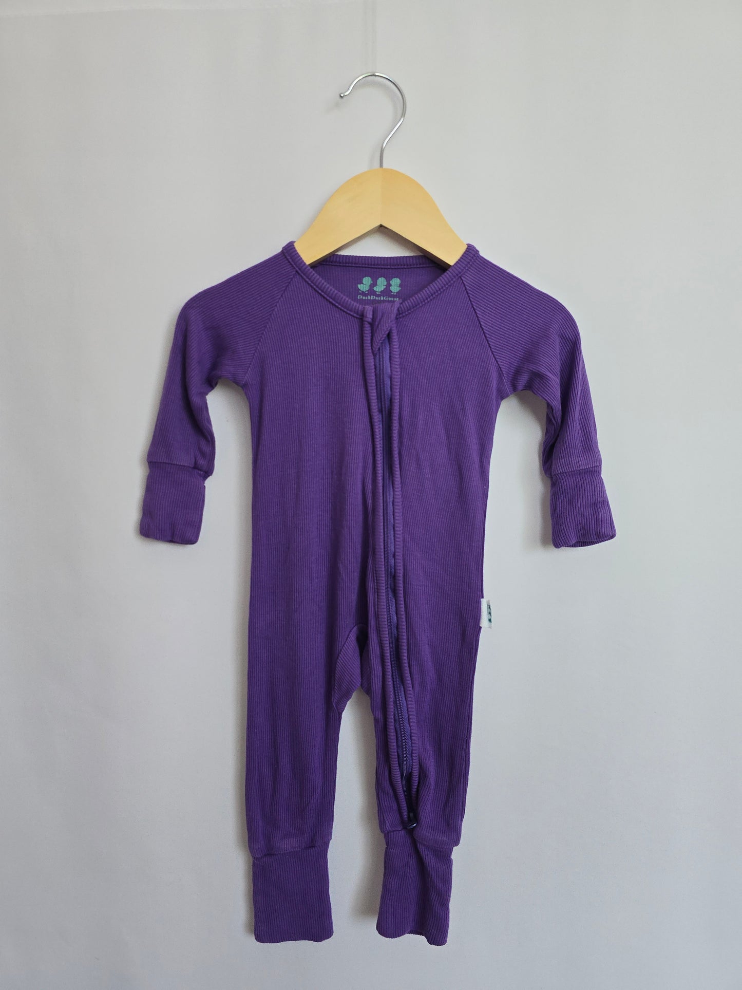 Duck Duck Goose Ribbed Zip Romper • 0-3 months
