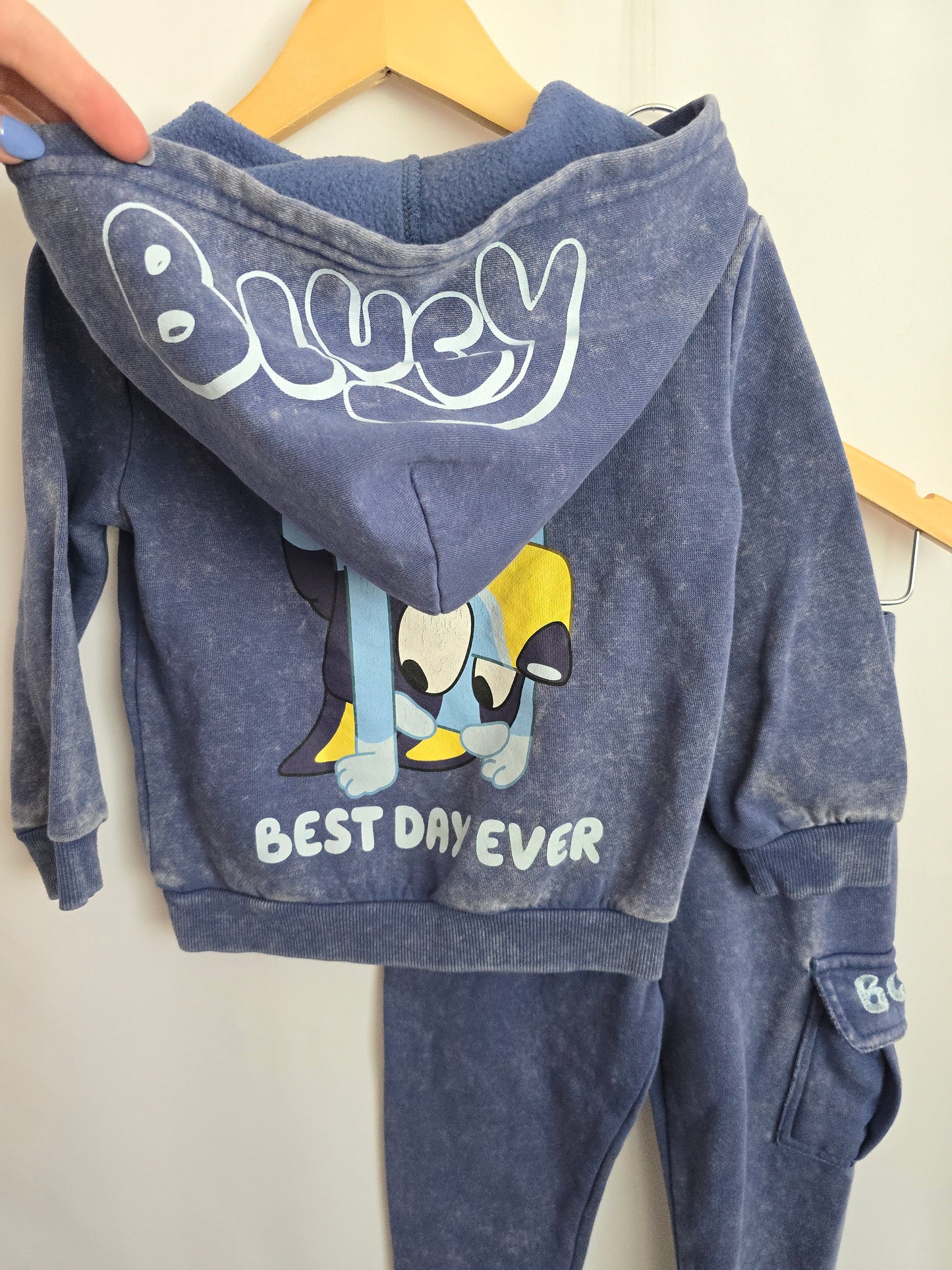 Bluey Hoodie & Joggers Set • 2 years