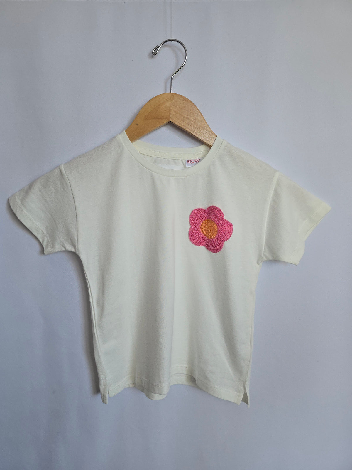 NEW Zara Crochet Flower Tee • 5 years