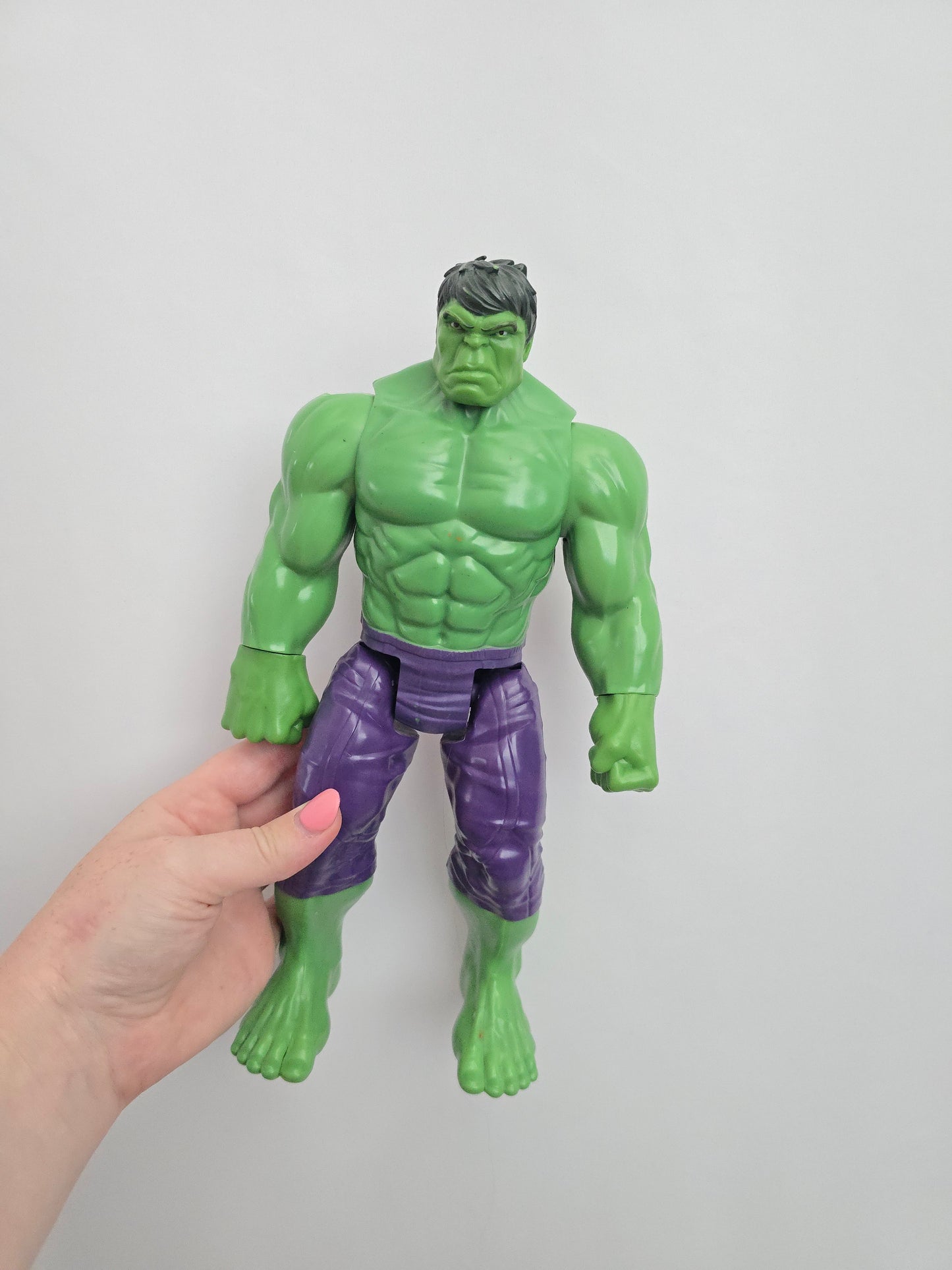 Hulk Action Figure Titan Series