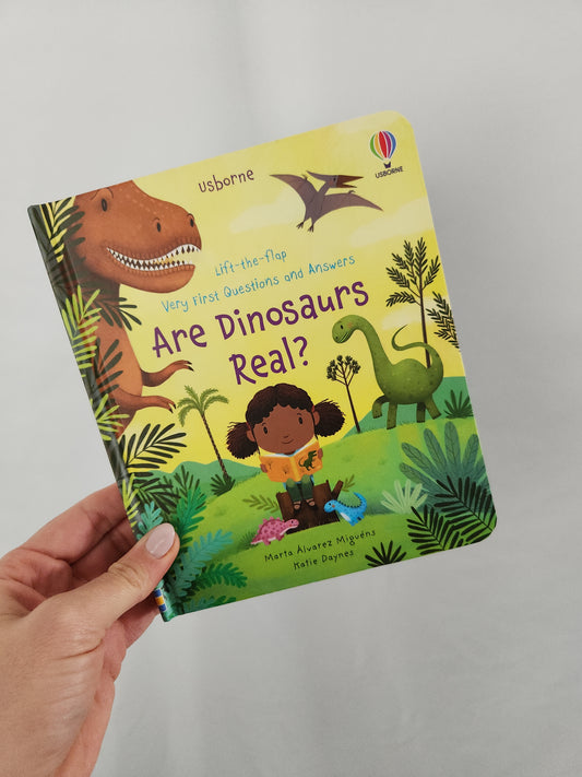 Usborne Are Dinosaurs Real? Question & Answers Book • Board Book