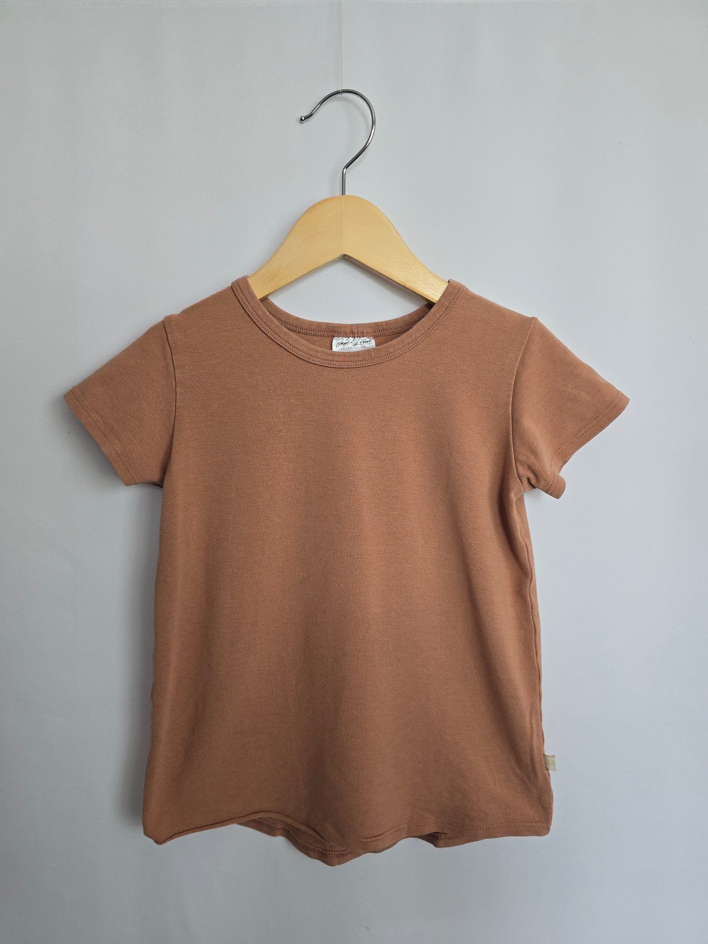 PLAY Jax & Lennon Terracotta Basic Tee • 4-5 years