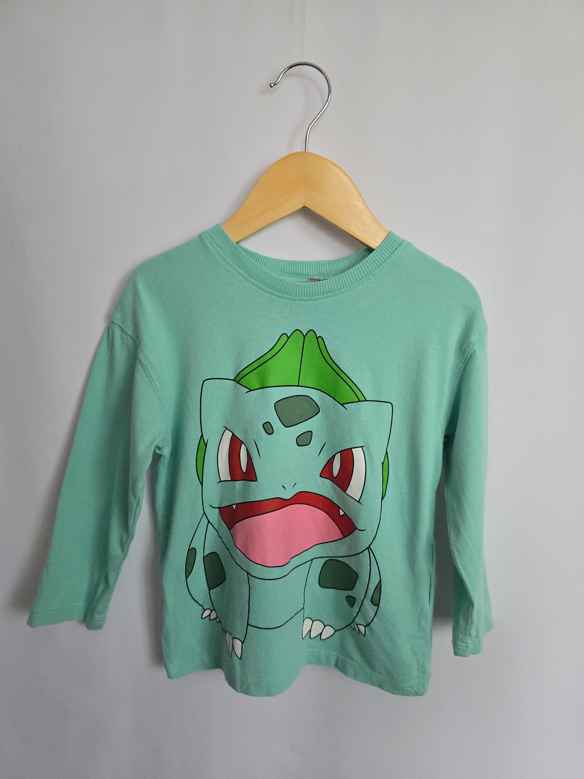 H&M Bulbasoar Long Sleeve Shirt • 2-4 years