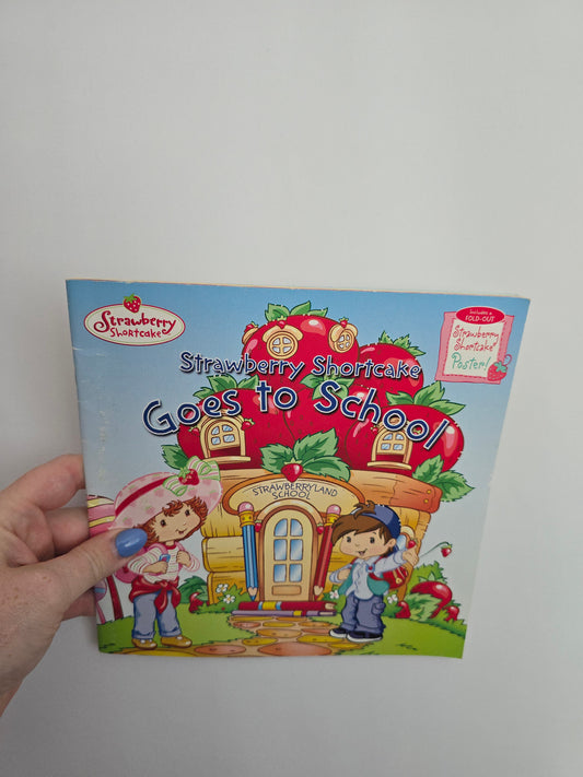 Strawberry Shortcake Goes To School • Softcover Book