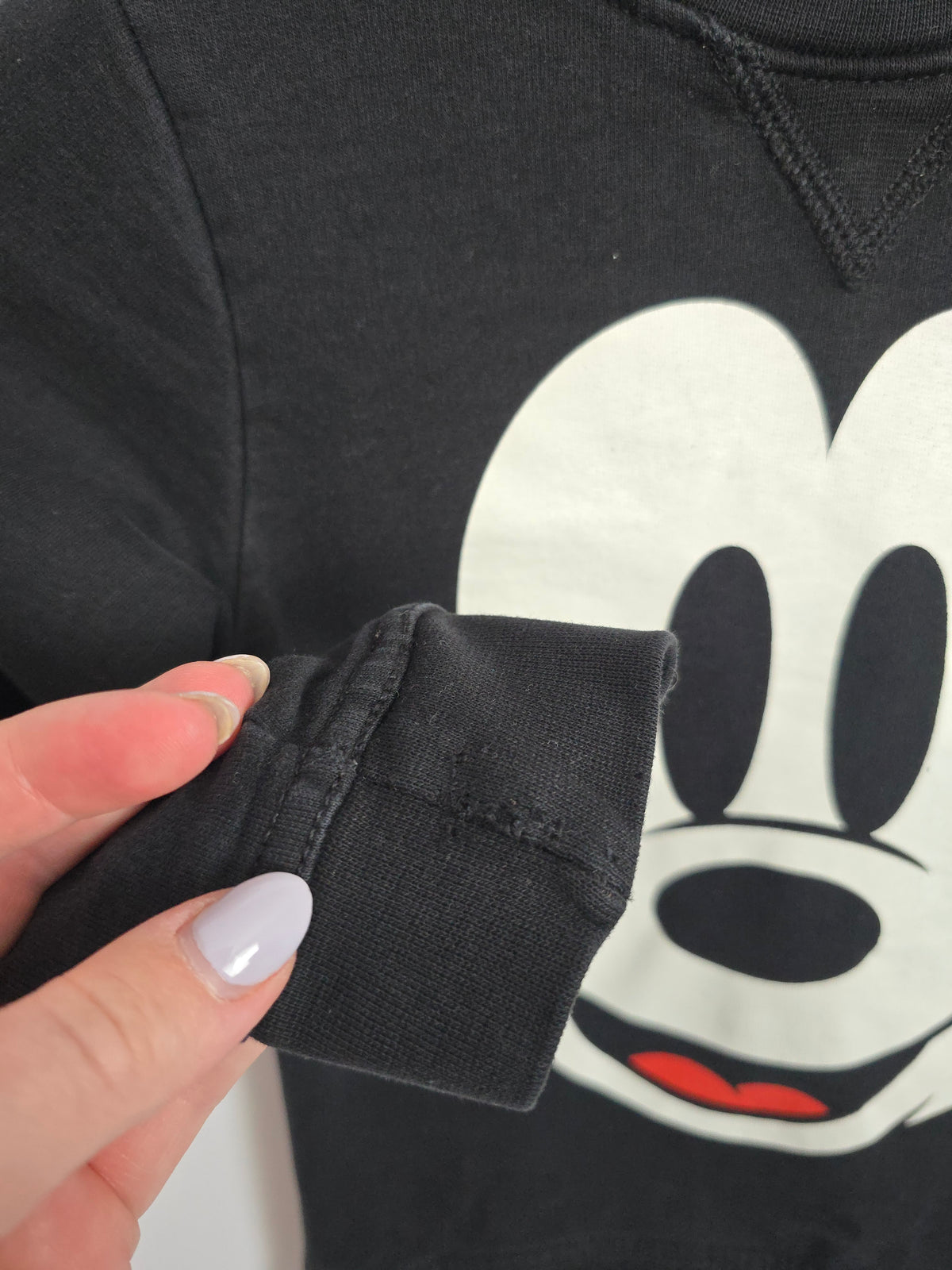 PLAY H&M Black Mickey Face Crewneck • 4-6 years