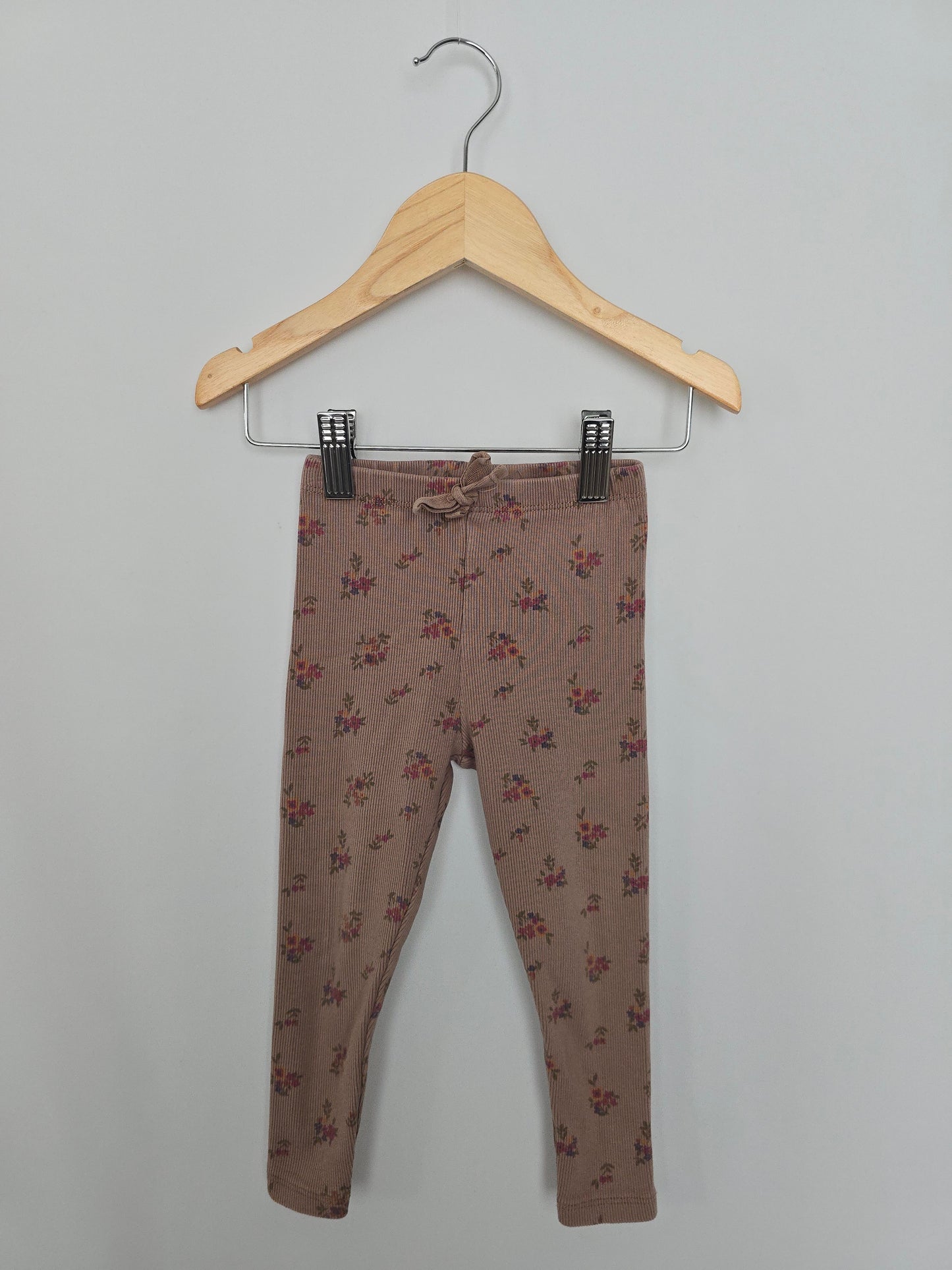 Zara Mocha Ribbed Floral Leggings • 2-3 years
