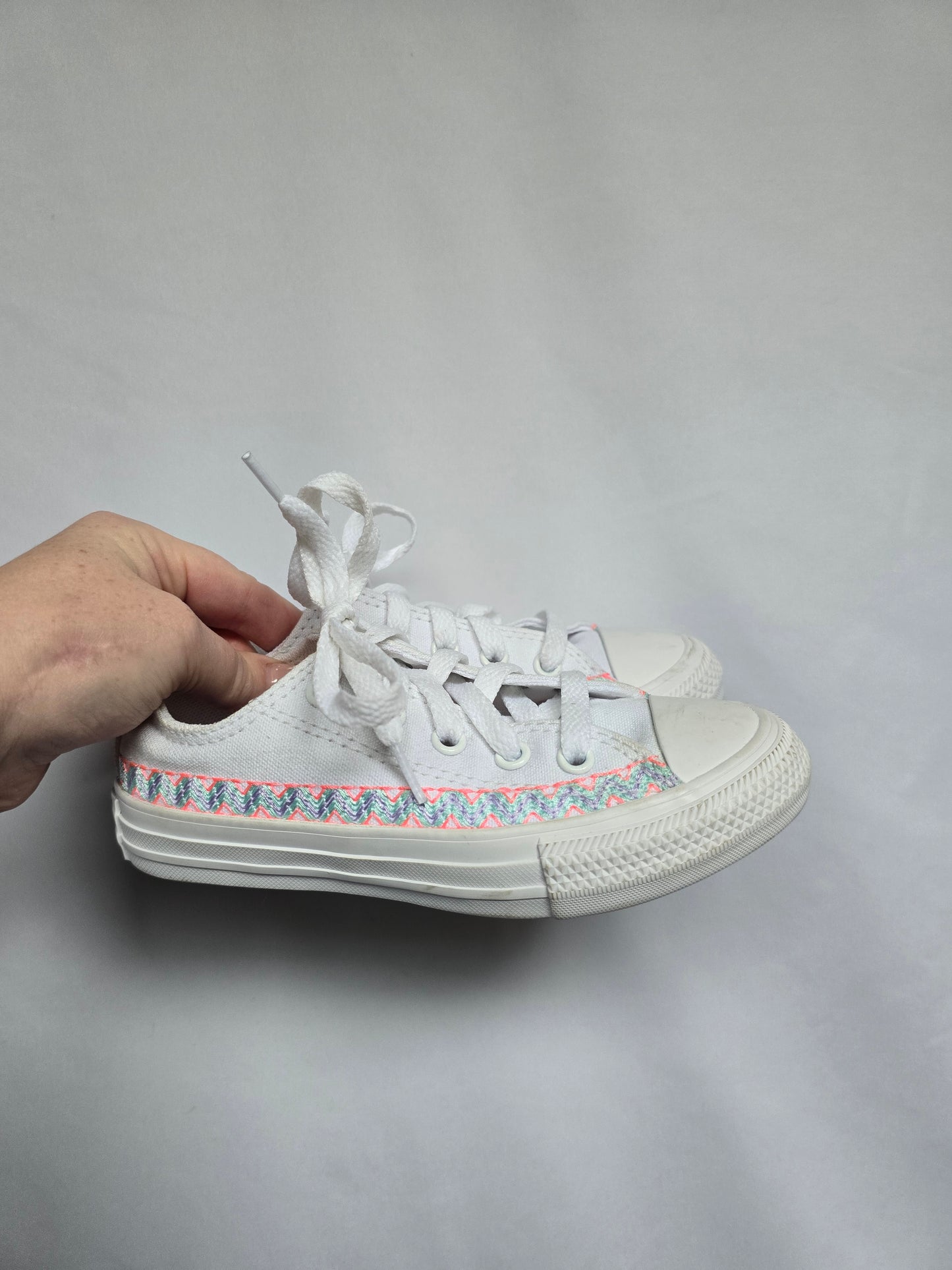 NEW Converse White with Detail • 11C