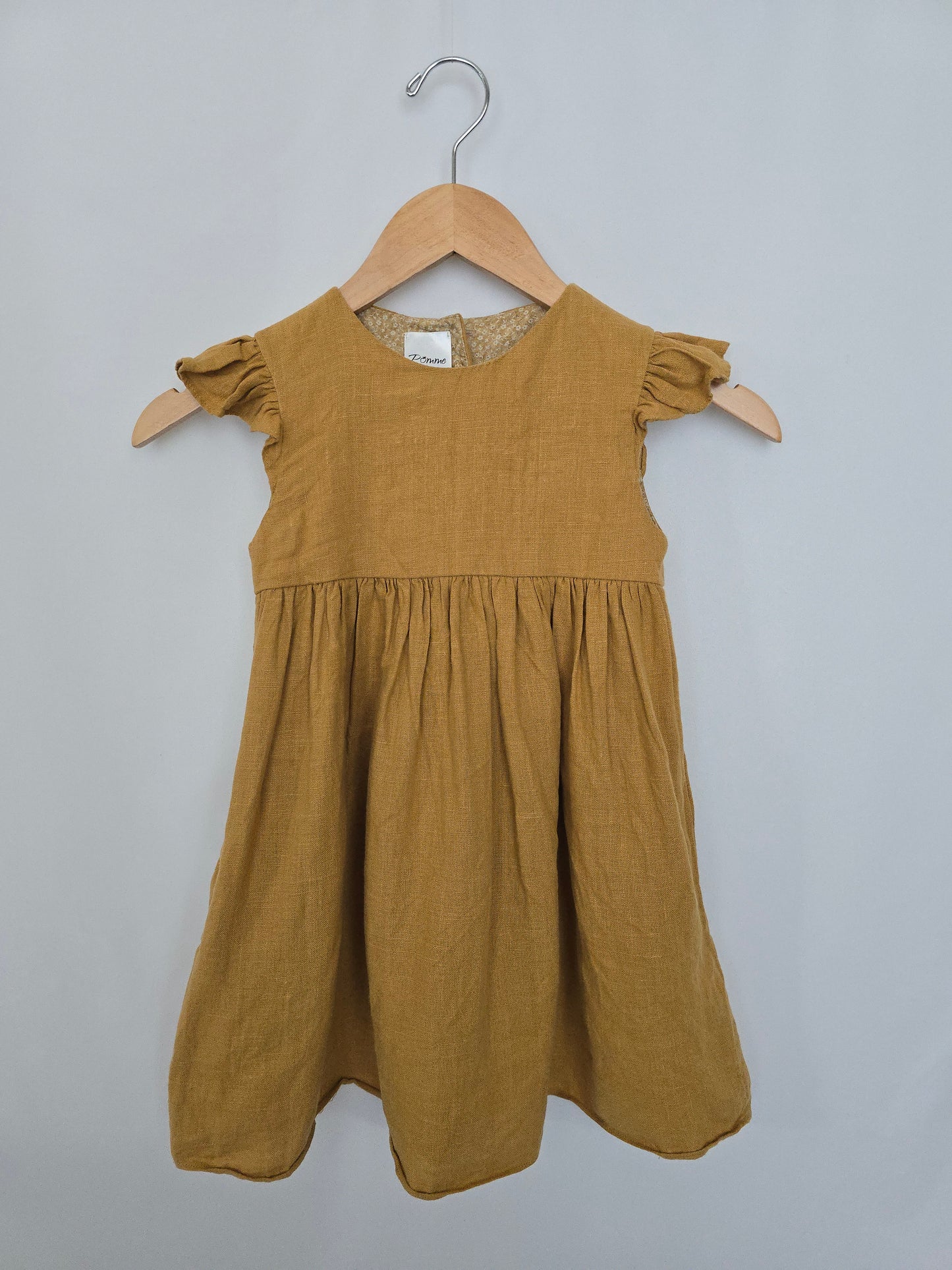 Pomme Honey Linen Dress • 5 years