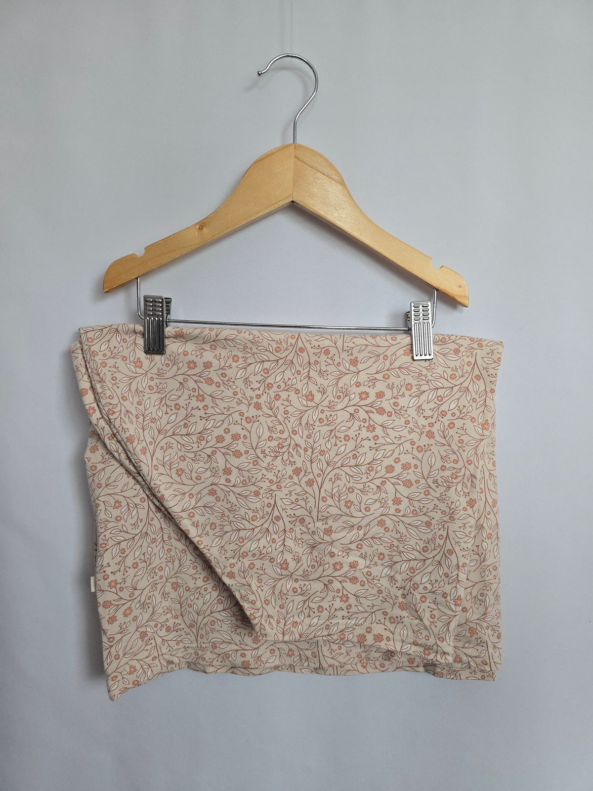 Jax & Lennon Dainty Floral Car Seat Cover
