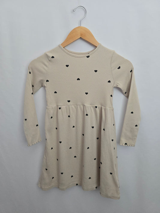 PLAY H&M Ribbed Hearts Dress • 6-8 years
