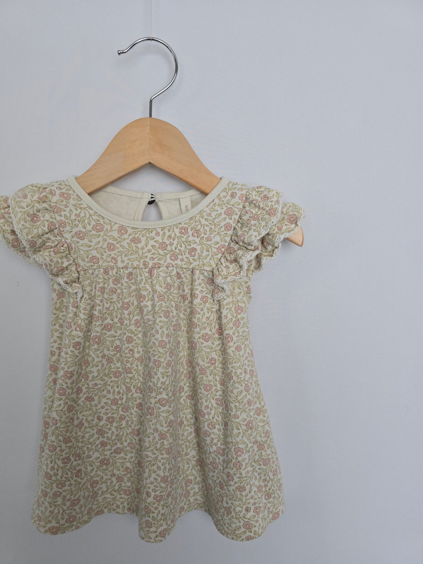 Quincy Mae Organic Cotton Floral Ruffle Sleeve Dress & Bloomers • 6-12 months