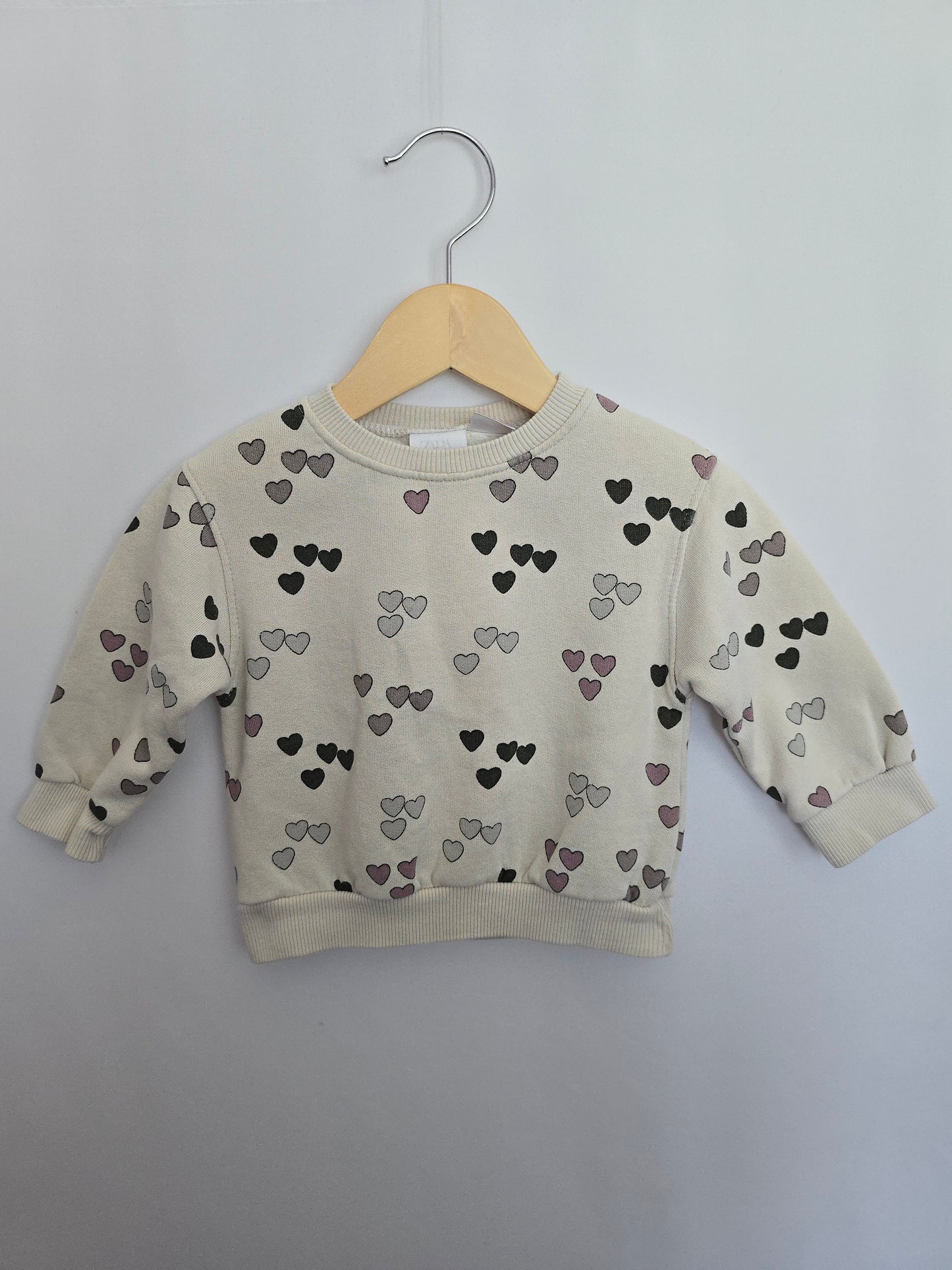 Zara Hearts Crewneck • 6-9 months