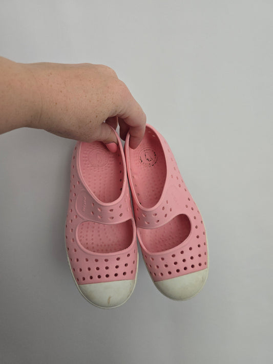 Native Juniper Light Pink Shoes • 12C