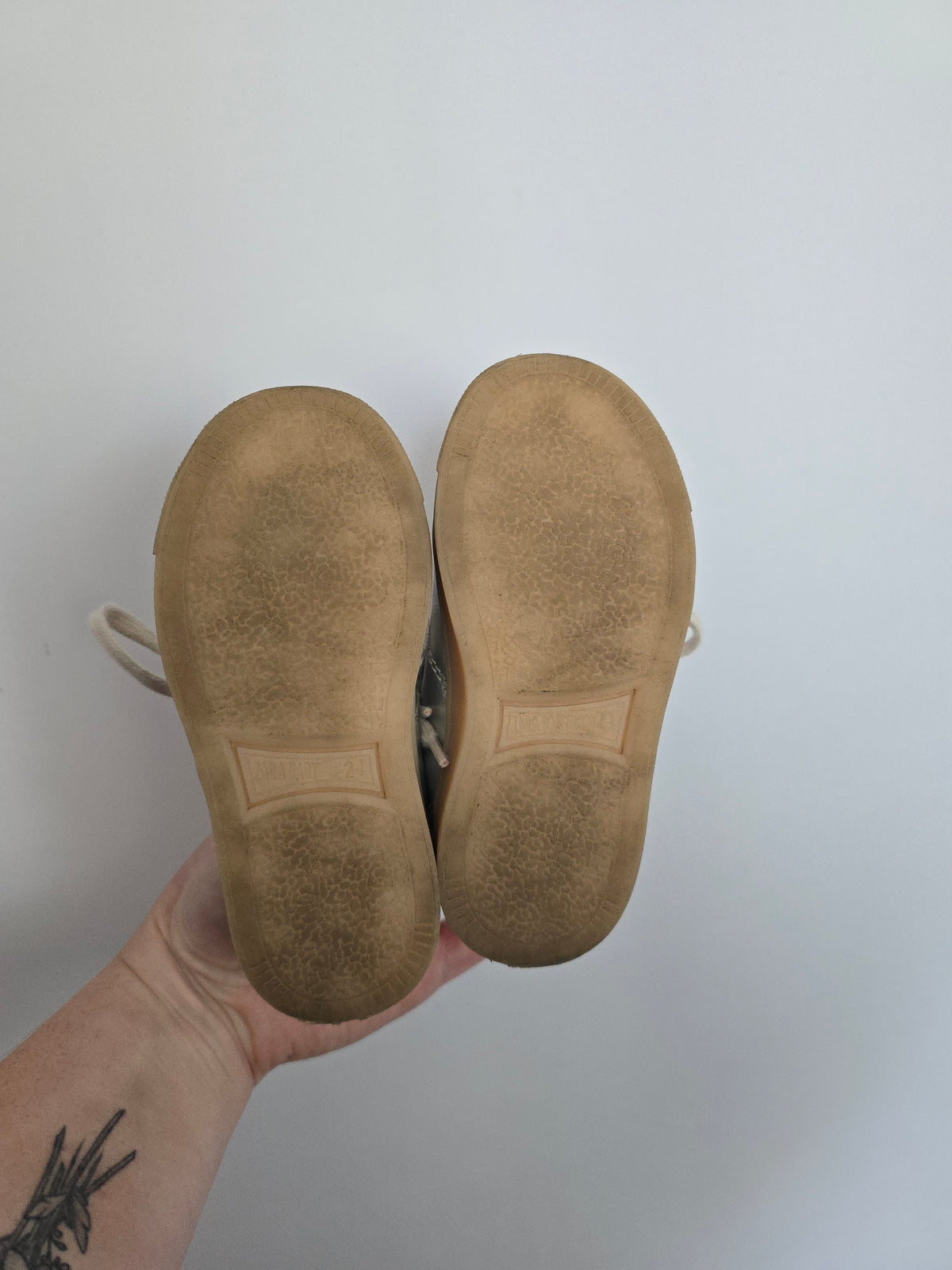 Zara x Disney Silver Runners • 8C