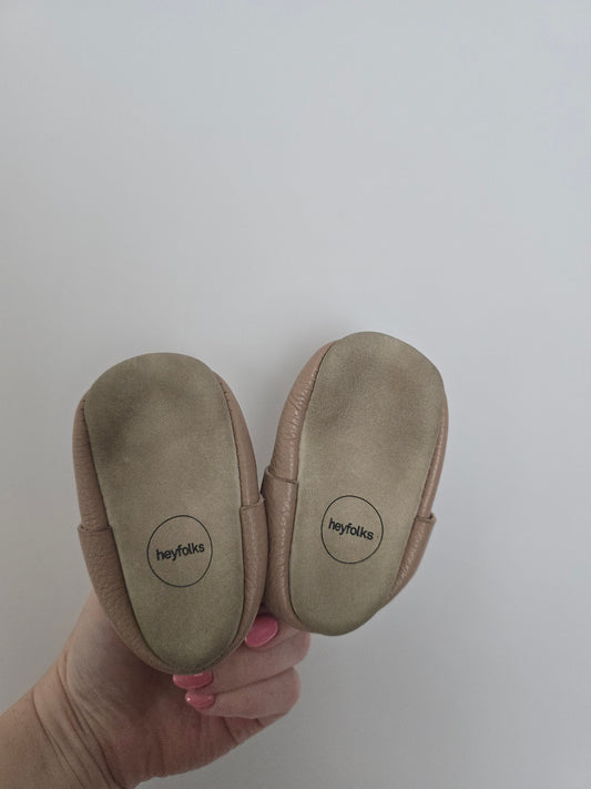PLAY Heyfolks Dusty Rose Soft Sole Shoes • 2C