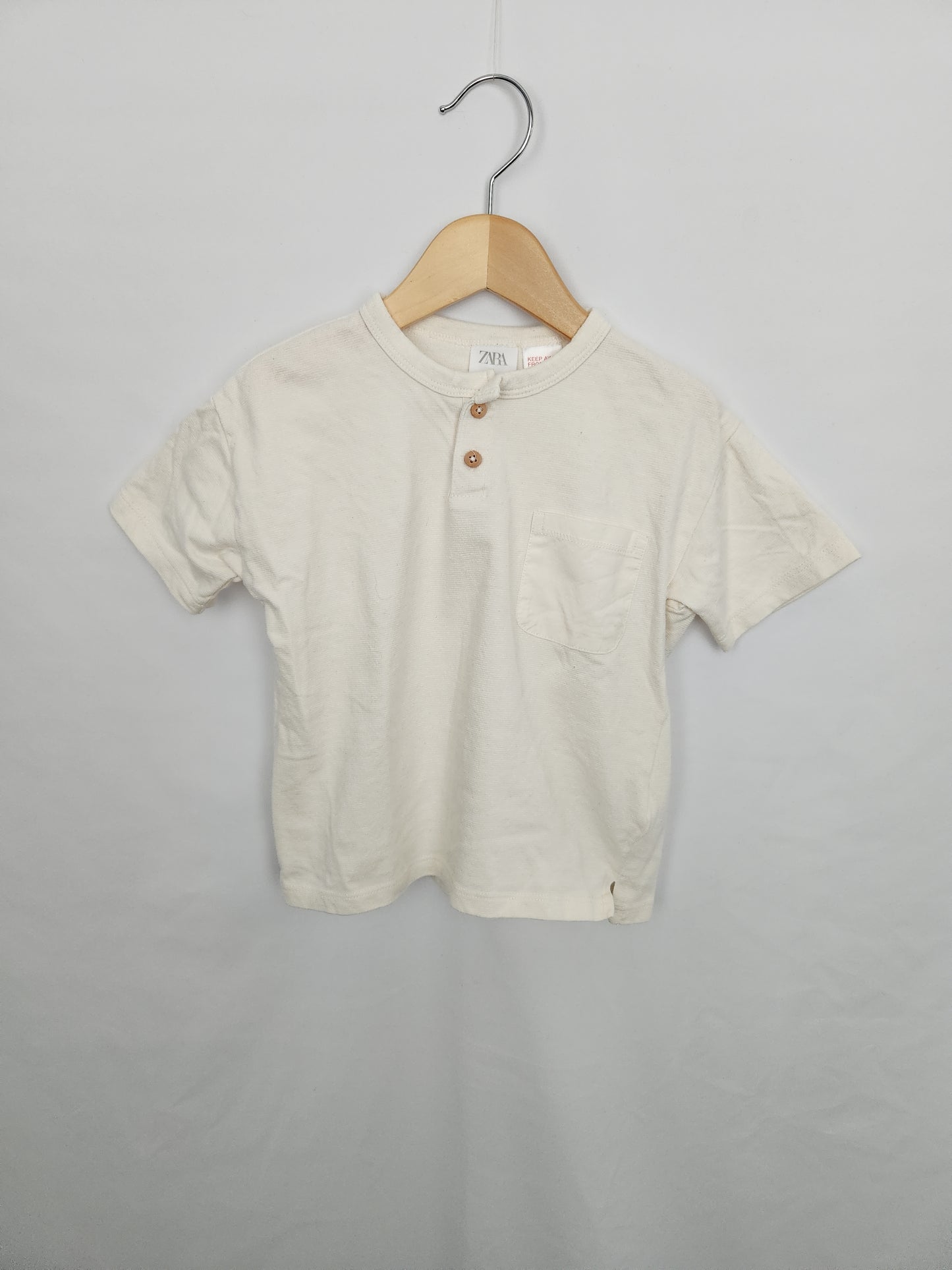 Zara Cream Waffle Pocket T-shirt • 4 years