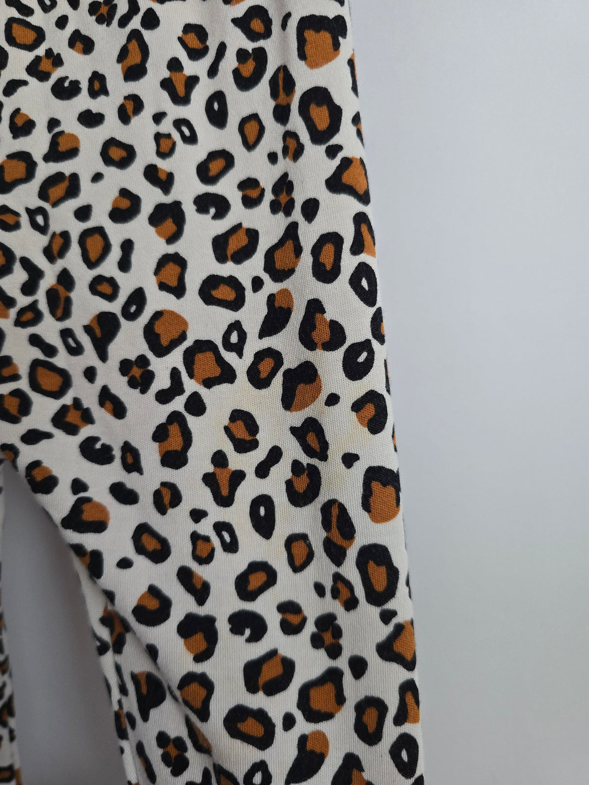 PLAY Little & Lively Leopard Leggings • 9-12 months